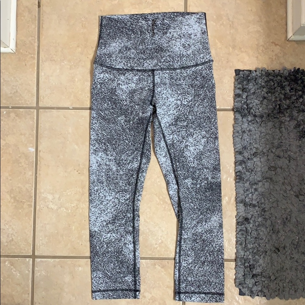 Lululemon Wunder Under 7/8